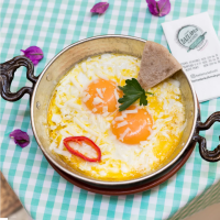 Sunny Side Up Eggs with Cheese