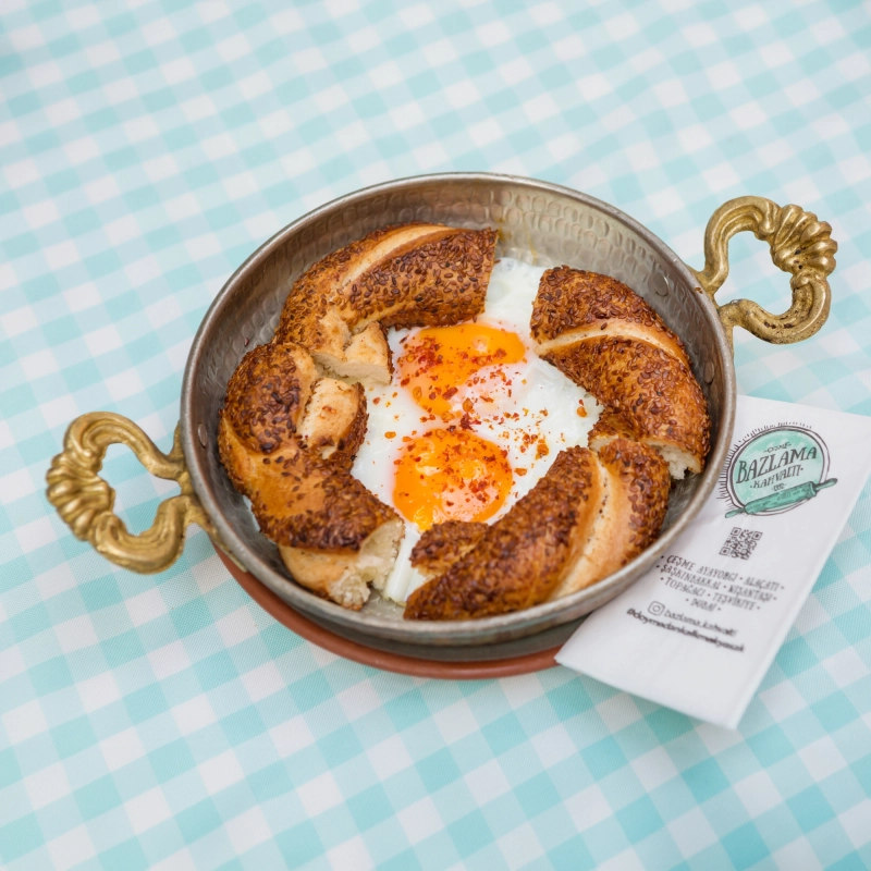 Eggs Simit